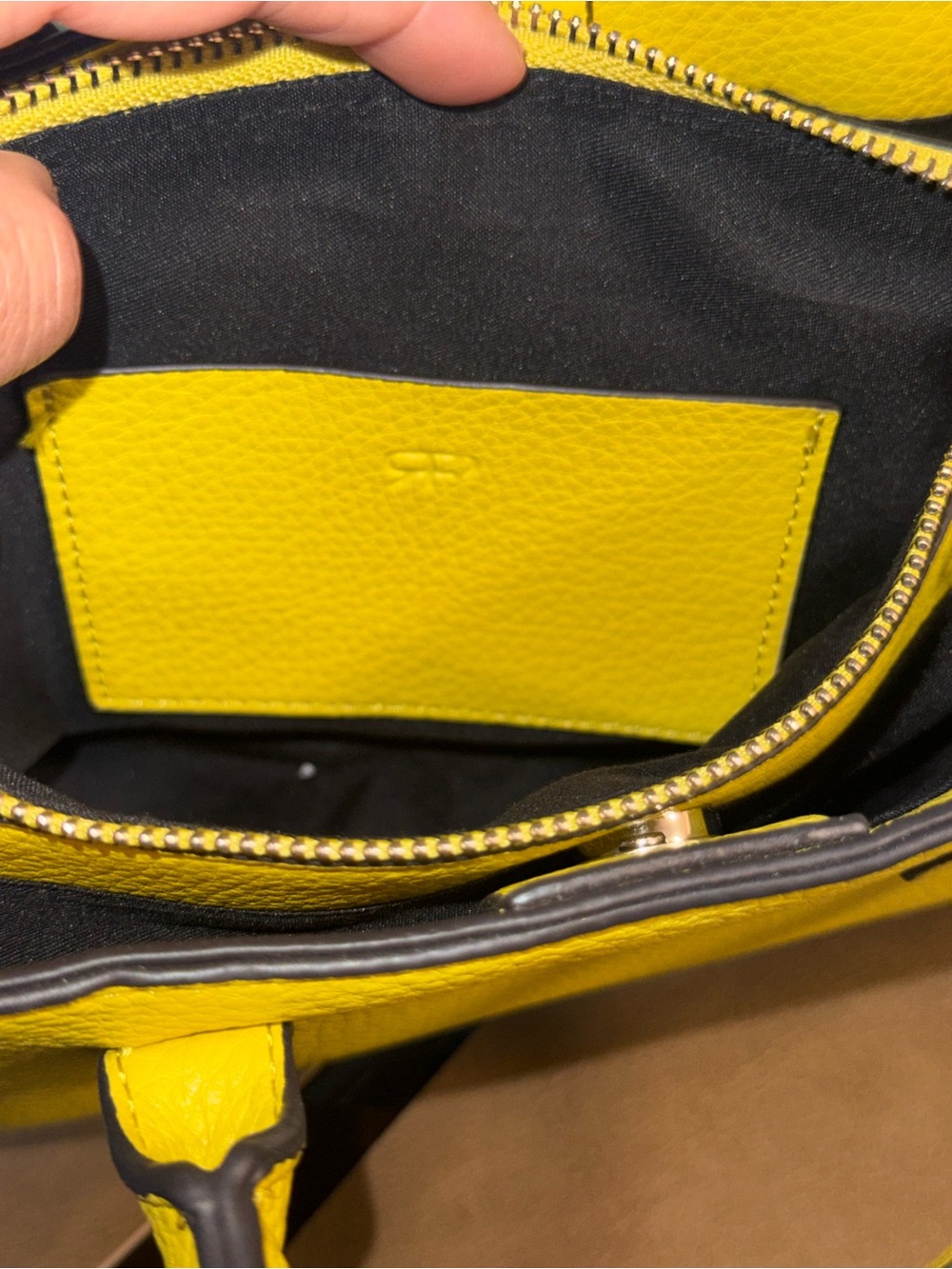 Parfois Yellow Leather crossbody bag with Detachable Strap - Picture 4 of 8